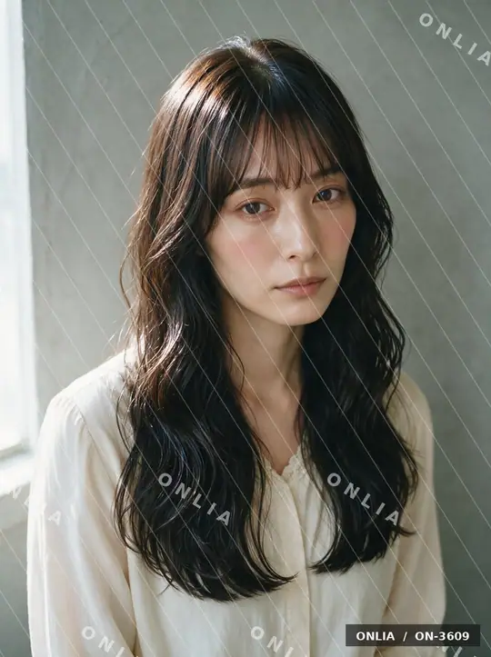 ブルーブラック ウェーブセミロングのヘアスタイル写真（AIで作った架空の人物）