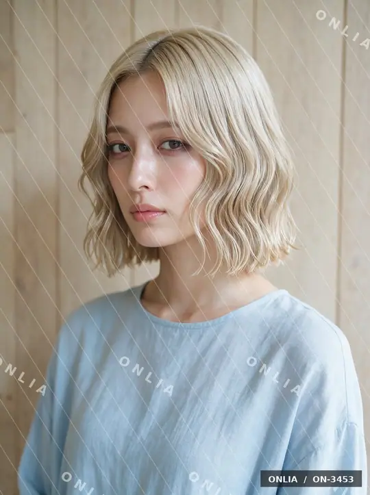サンドブロンド ウェーブショートのヘアスタイル写真（AIで作った架空の人物）